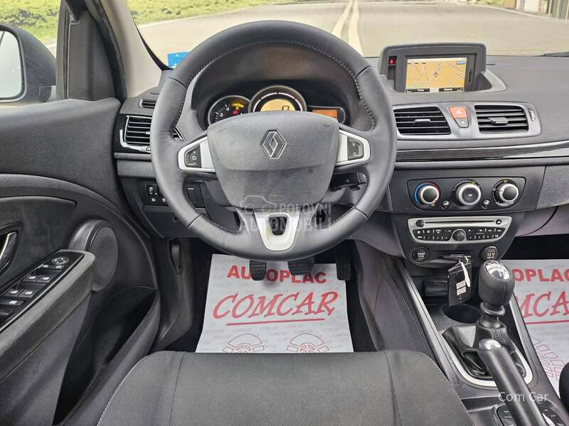 Renault Megane 1.5 D C I / n a v i