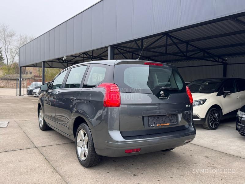 Peugeot 5008 1.6eHdi 114 LED