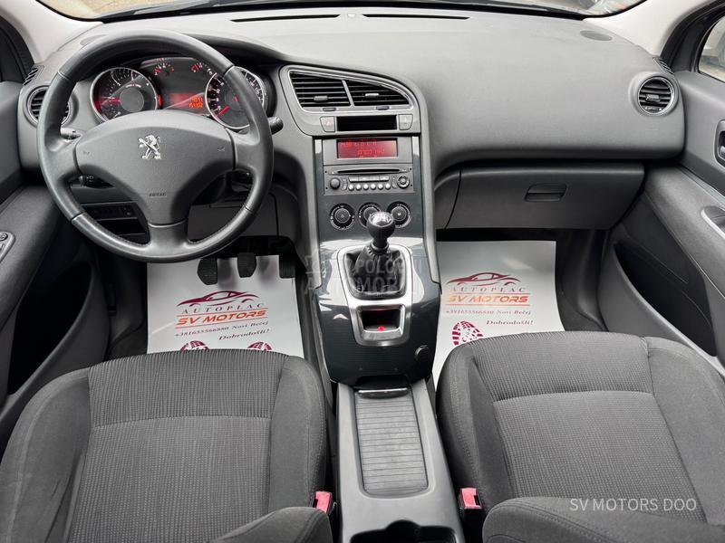 Peugeot 5008 1.6eHdi 114 LED