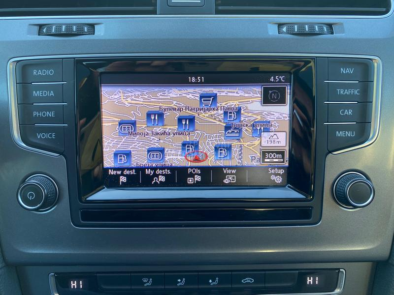 Volkswagen Golf 7 1,6 tdi P A N O