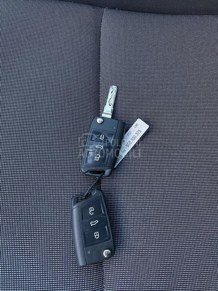 Volkswagen Golf 7 1,6 tdi P A N O