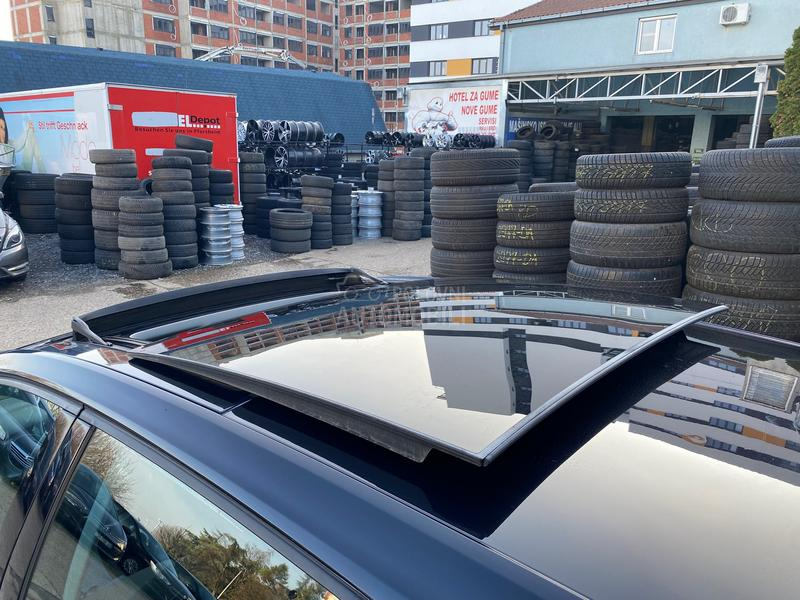 Volkswagen Golf 7 1,6 tdi P A N O