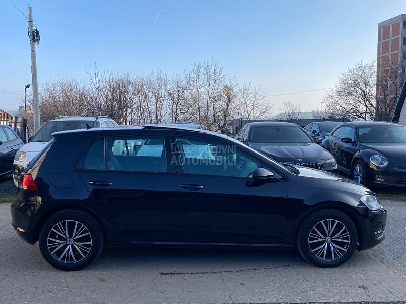 Volkswagen Golf 7 1,6 tdi P A N O