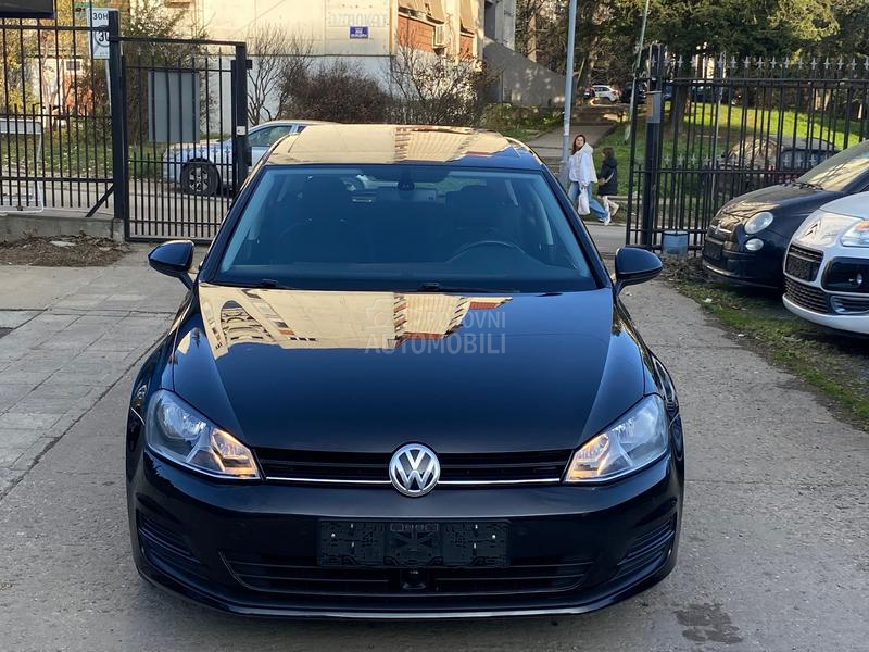 Volkswagen Golf 7 1,6 tdi P A N O