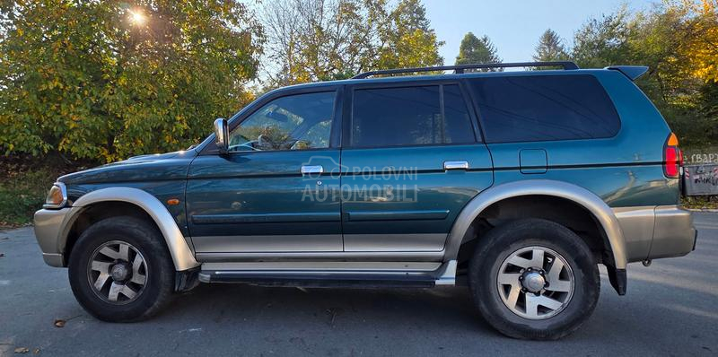 Mitsubishi Pajero Sport 2,5 GLS