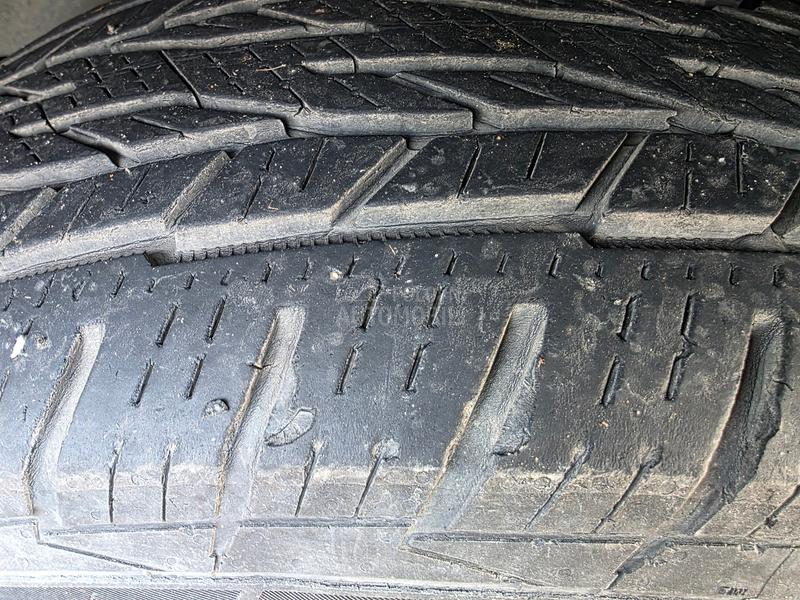 Mitsubishi Pajero Sport 2,5 GLS