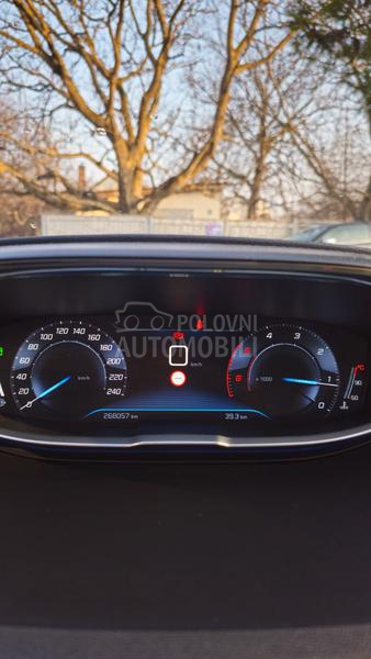Peugeot 5008 2.0 HDI