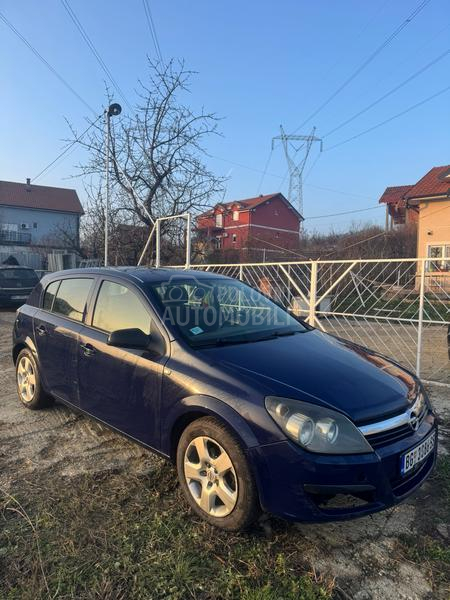 Opel Astra H 1.7