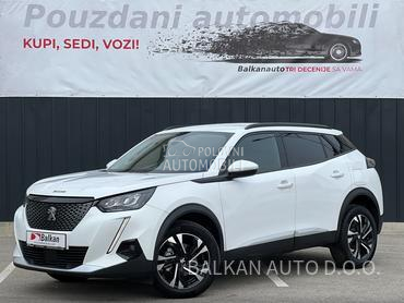 Peugeot 2008 1.2/ALLURE/NAV/LED