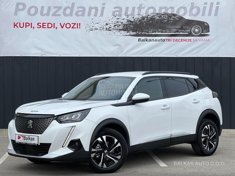 Peugeot 2008 1.2/ALLURE/NAV/LED