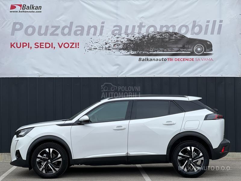 Peugeot 2008 1.2/ALLURE/NAV/LED