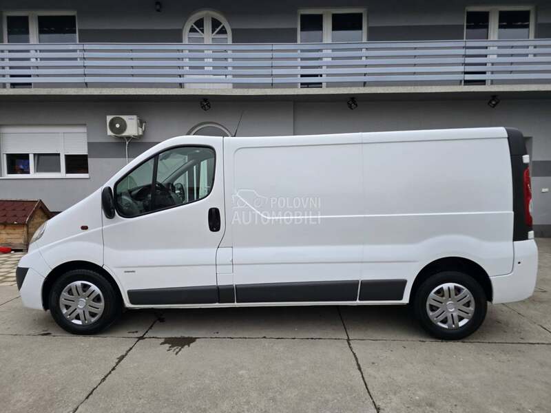 Opel Vivaro 2.0CDTI//L2/AC/NAV//