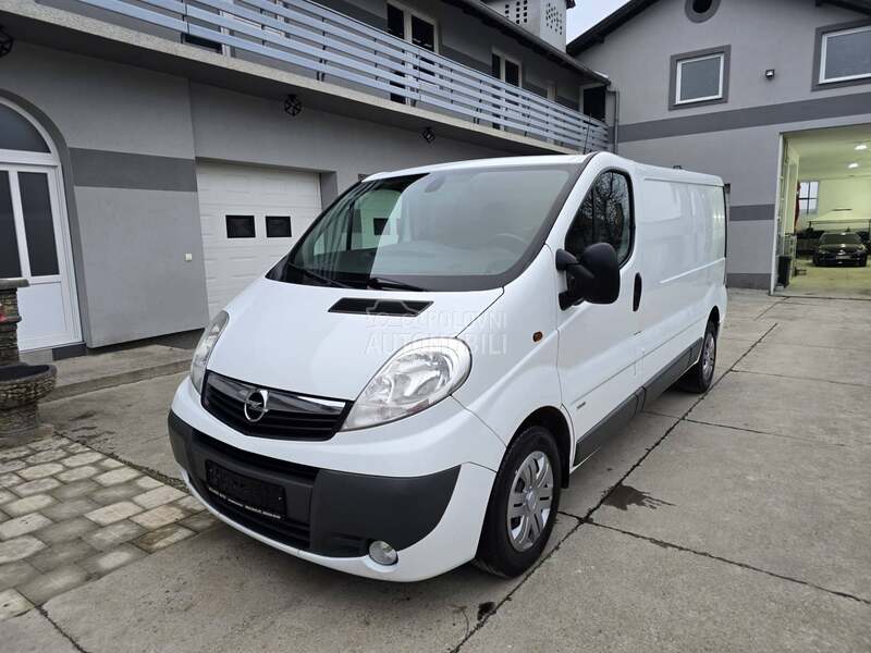 Opel Vivaro 2.0CDTI//L2/AC/NAV//