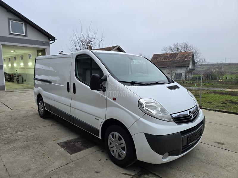 Opel Vivaro 2.0CDTI//L2/AC/NAV//