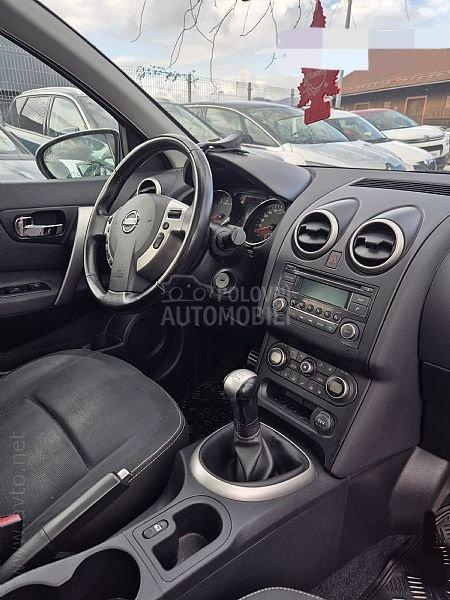 Nissan Qashqai 1.6 PAANORAMA