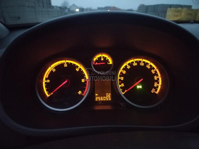 Opel Corsa D 1.3