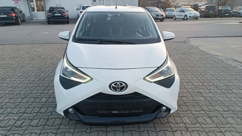 Toyota Aygo 1.0 VVTI X-PLAY