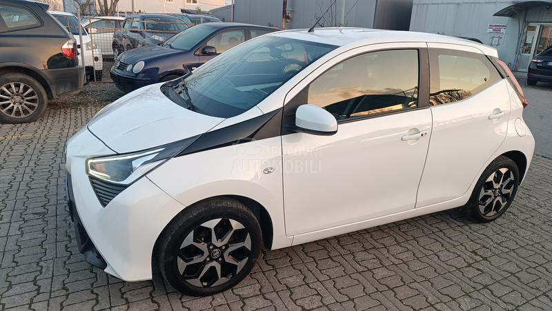 Toyota Aygo 1.0 VVTI X-PLAY