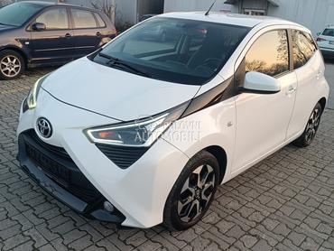 Toyota Aygo 1.0 VVTI X-PLAY