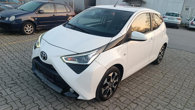 Toyota Aygo 1.0 VVTI X-PLAY