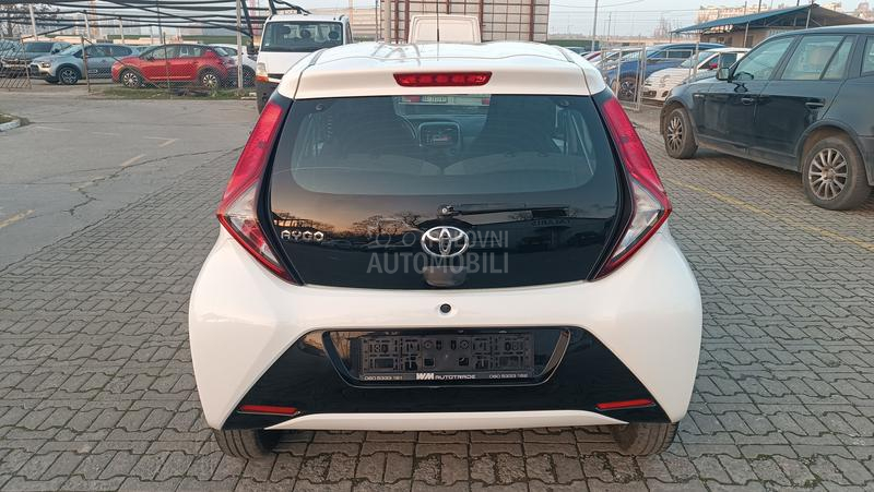 Toyota Aygo 1.0 VVTI X-PLAY