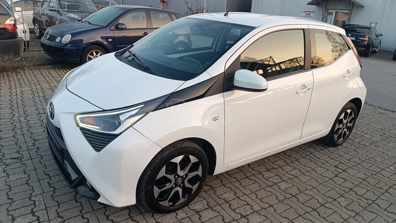 Toyota Aygo 1.0 VVTI X-PLAY