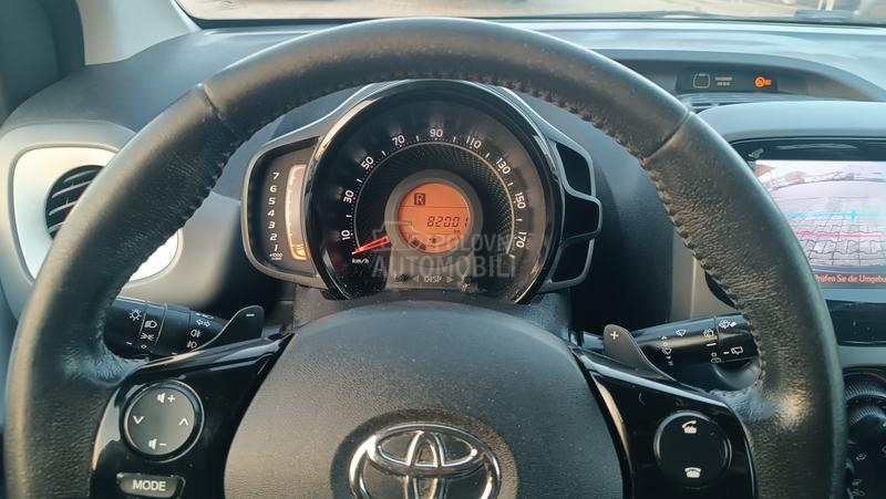 Toyota Aygo 1.0 VVTI X-PLAY