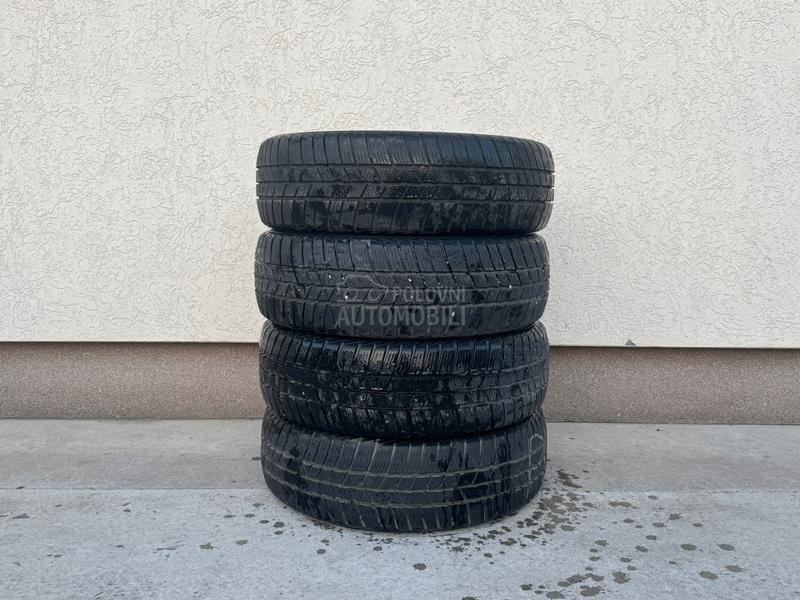 Barum 185/60 R15 Zimska