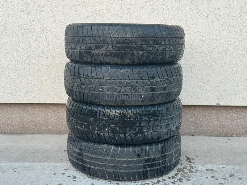 Barum 185/60 R15 Zimska