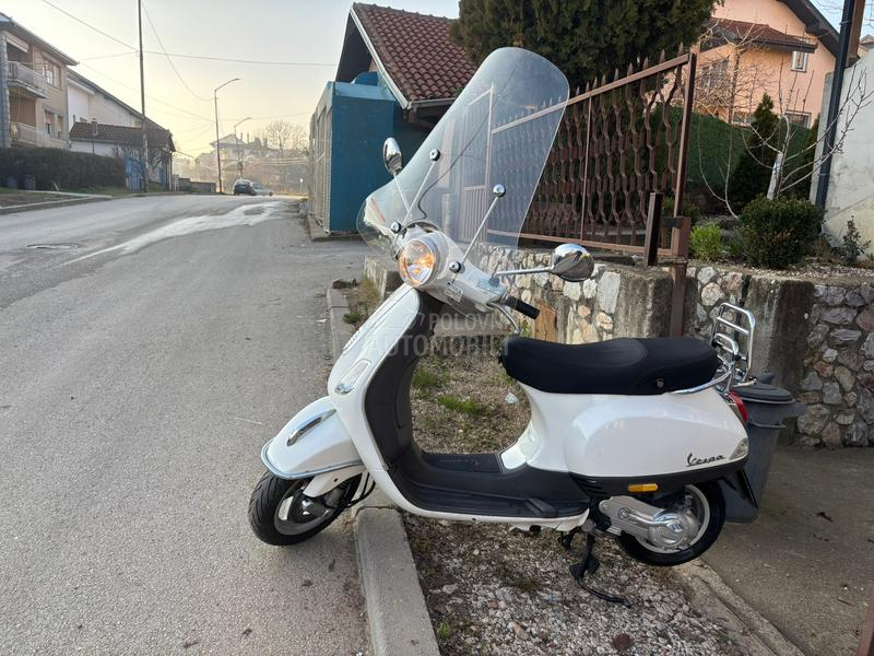 Vespa 50