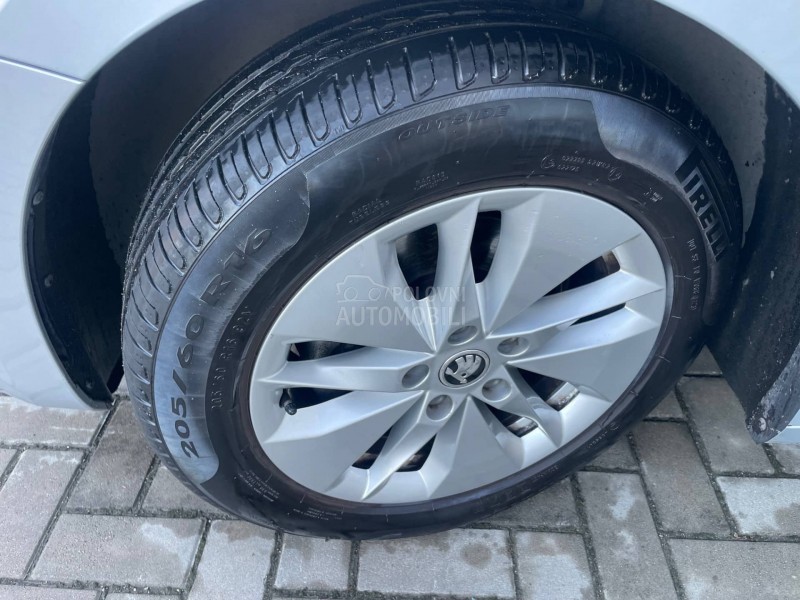 Škoda Octavia 2.0 TDi Zimske gume