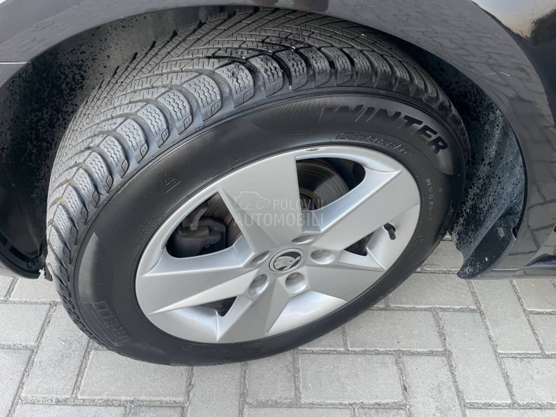 Škoda Octavia 1.6 TDi STYLE