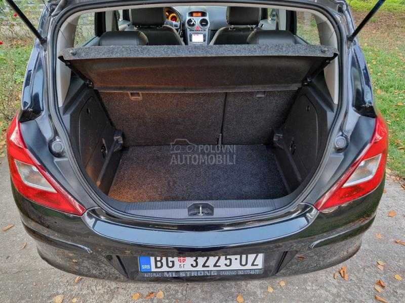 Opel Corsa D 1.3 mjet restajlig