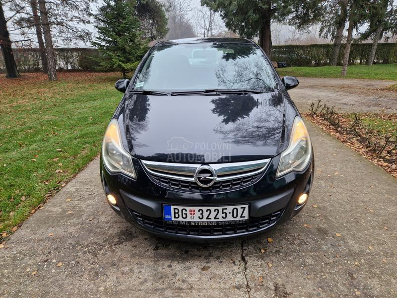 Opel Corsa D 1.3 mjet restajlig