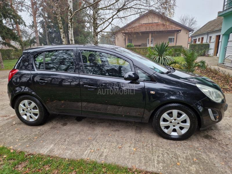 Opel Corsa D 1.3 mjet restajlig