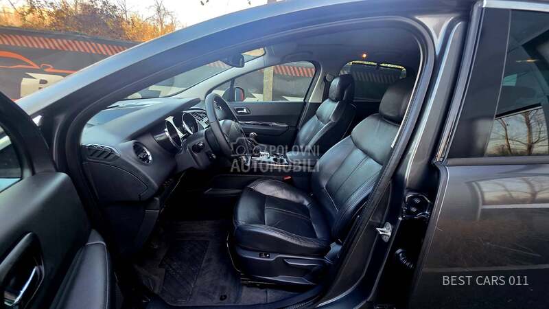 Peugeot 3008 2.0HDI FELLINE