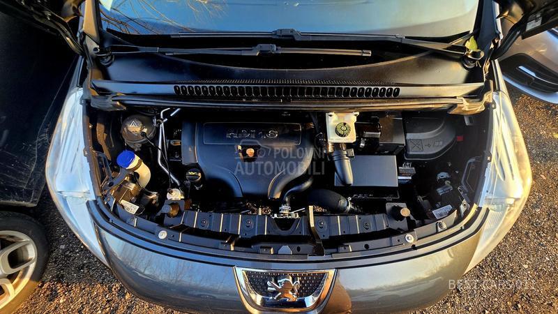 Peugeot 3008 2.0HDI FELLINE