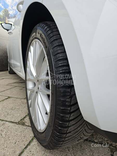 Seat Leon 1.4 TGI / n a v i