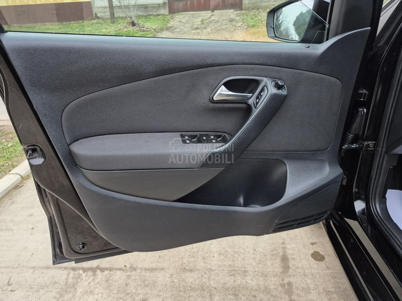 Volkswagen Polo 1.4 DSG HIGHLINE