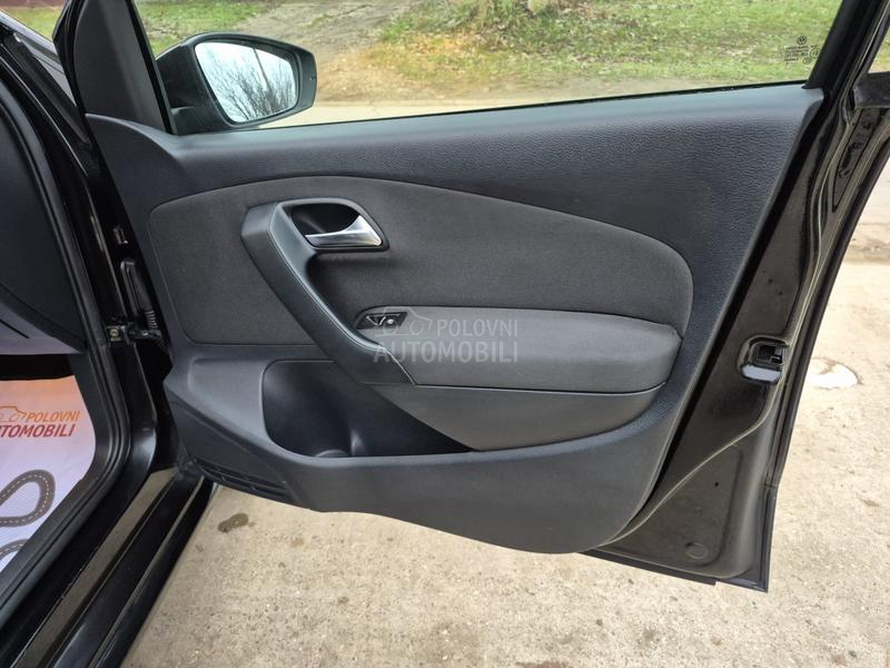 Volkswagen Polo 1.4 DSG HIGHLINE