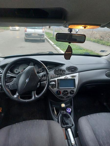 Ford Focus 1,8