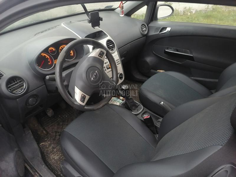 Opel Corsa D 