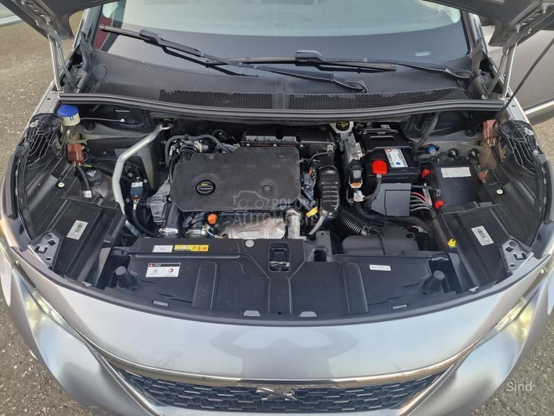 Peugeot 3008 1.5 BLUEHDI ALLURE