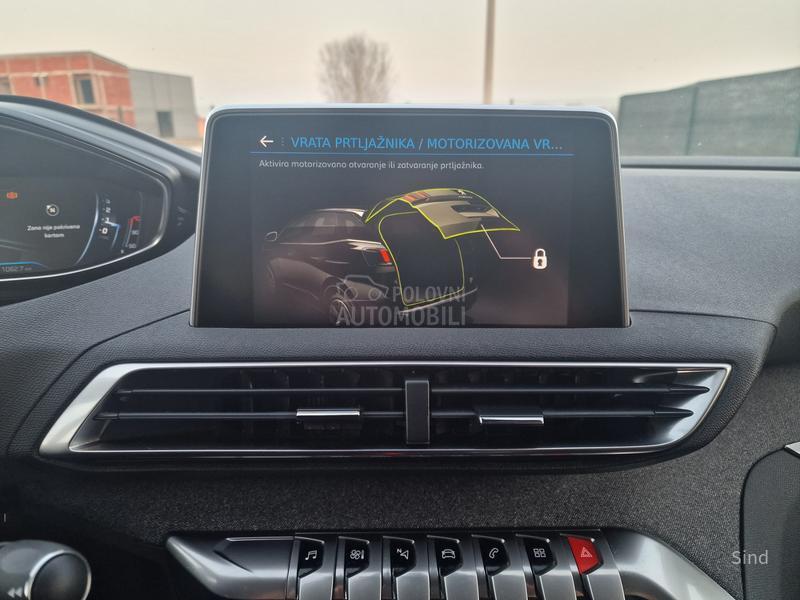 Peugeot 3008 1.5 BLUEHDI ALLURE