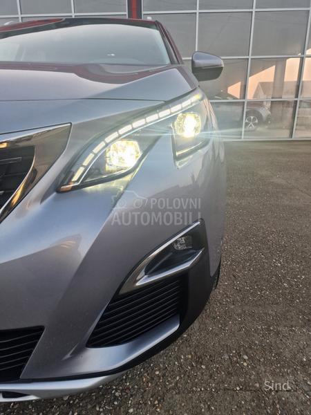 Peugeot 3008 1.5 BLUEHDI ALLURE