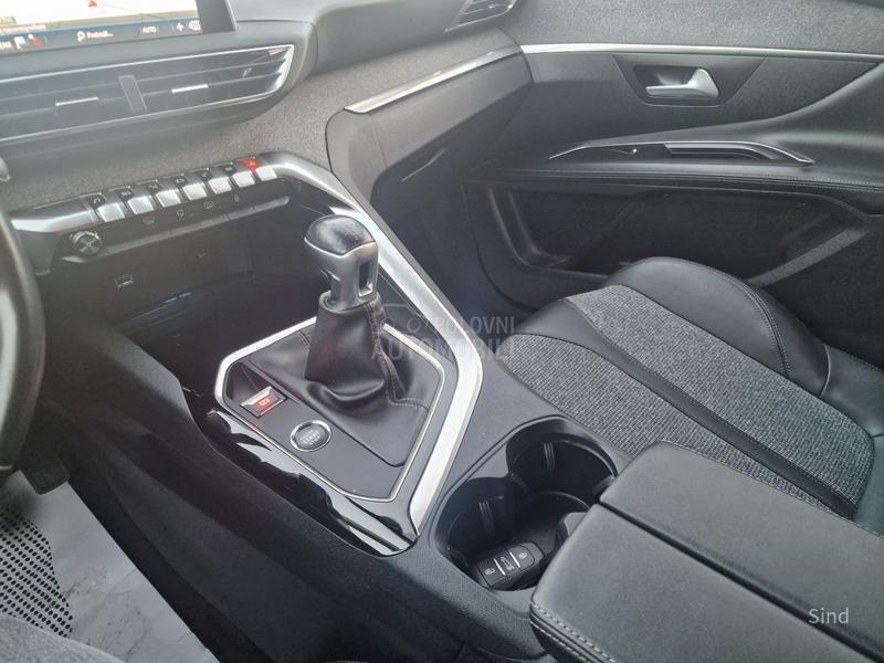 Peugeot 3008 1.5 BLUEHDI ALLURE