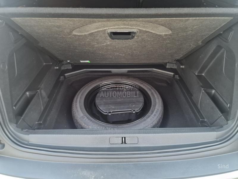 Peugeot 3008 1.5 BLUEHDI ALLURE