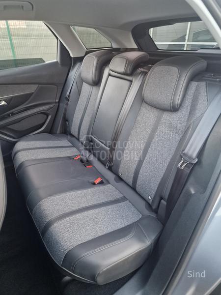 Peugeot 3008 1.5 BLUEHDI ALLURE