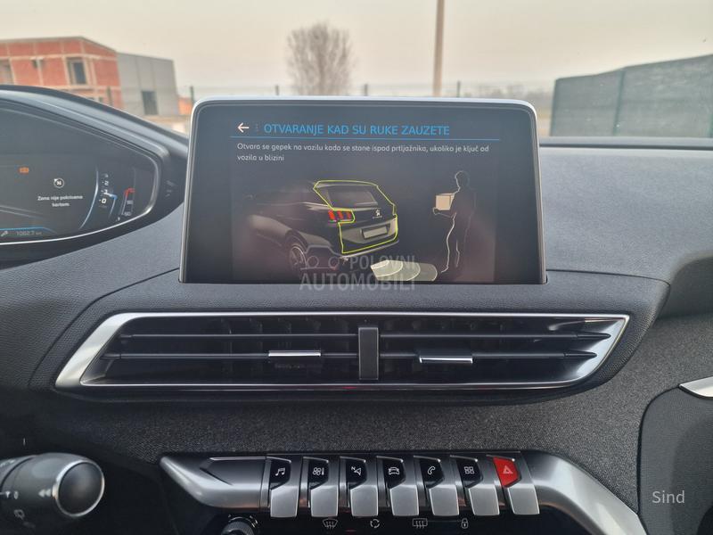 Peugeot 3008 1.5 BLUEHDI ALLURE