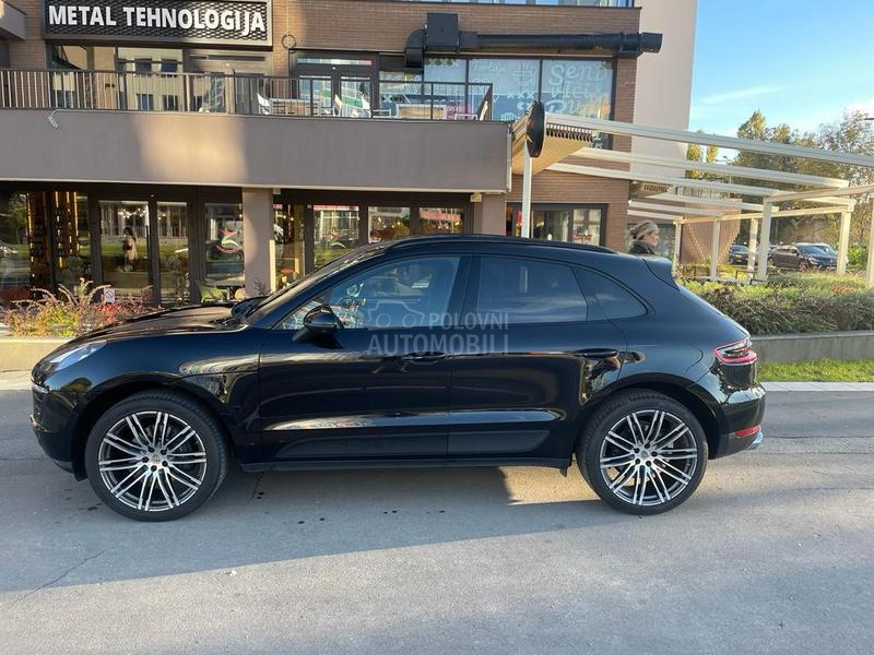 Porsche Macan S